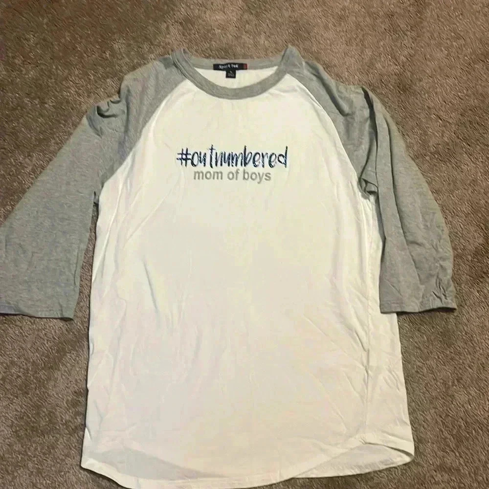 SportTek tee-shirt size medium